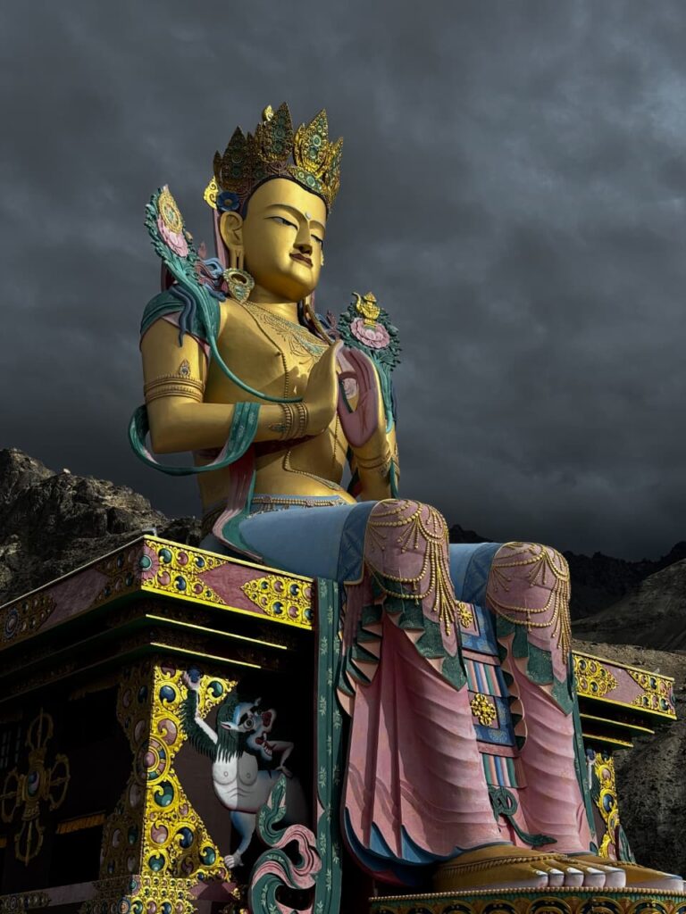 Buddha statue Diskit
